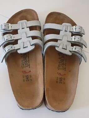 Birkenstock Birkis Xenia 3-strap slides in silver.  Size 38 7 womens
